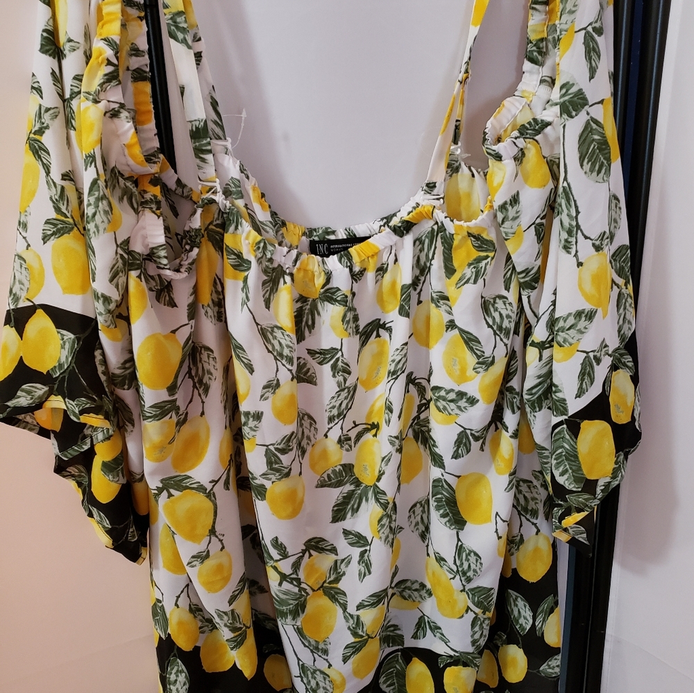 Women's blouse
